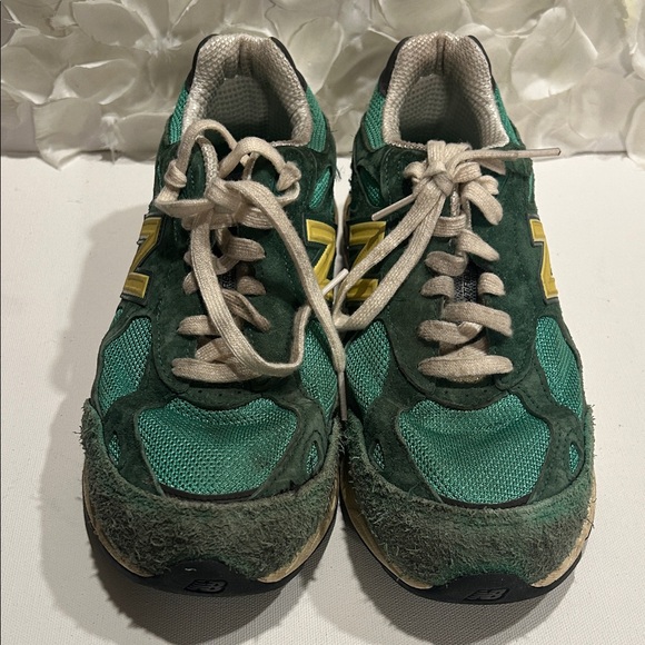 New Balance Green and Yellow Men's Shoes